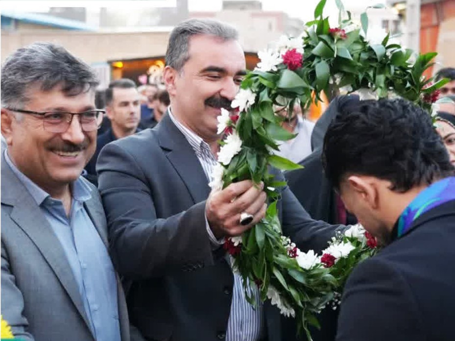 تقدیر شهردار بجنورد از قهرمانان بازی‌های آسیایی ناگویا ژاپن